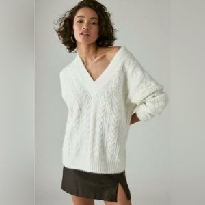 Closet Clean Out Sell—Lucky Brand Eyelash Sweater—Size Large